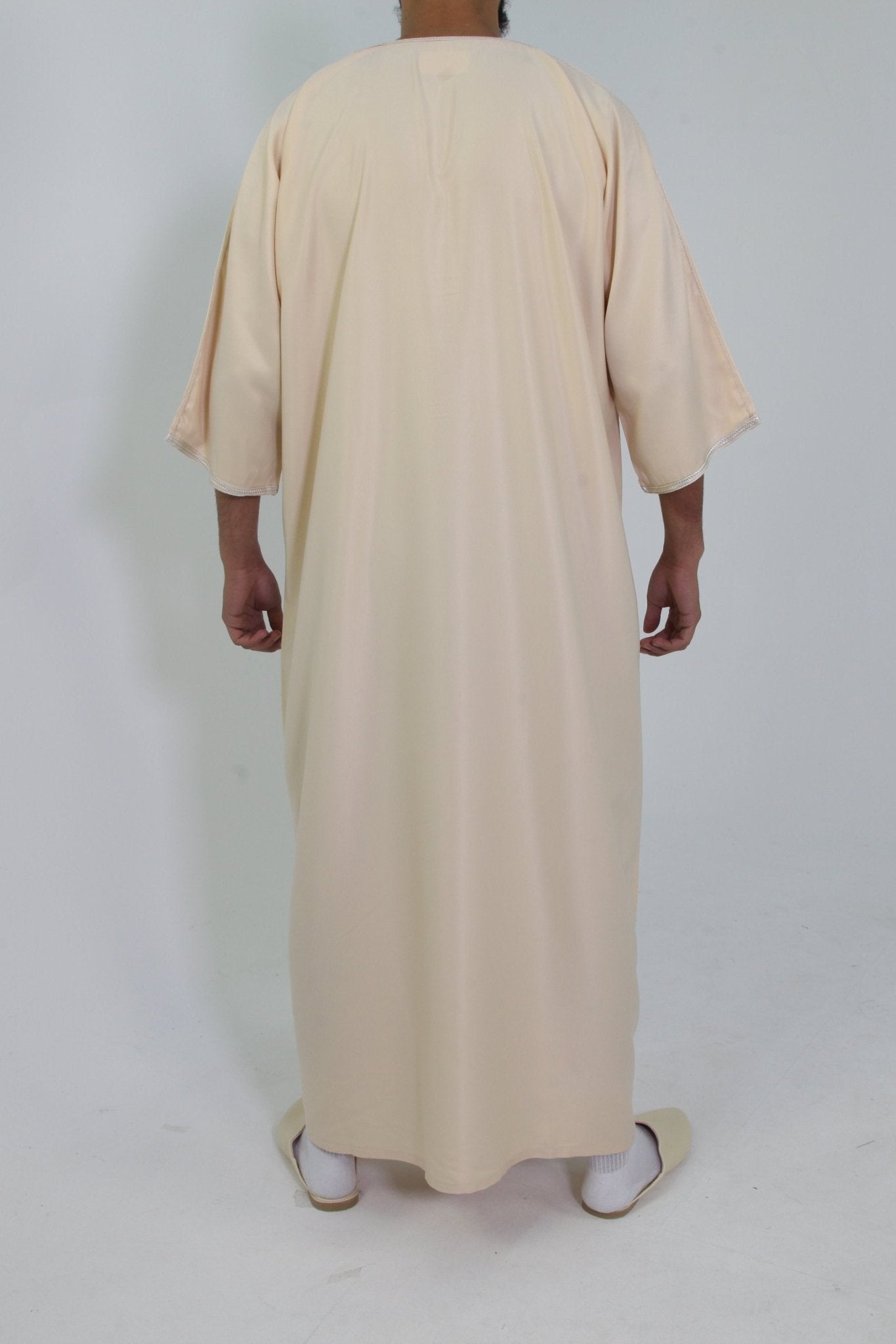 Djellaba Royale - Beige - TheDjellaba - TheDjellaba - Djellaba - Kaftan - Jalabiya - Thobe - Qamis - Dishdasha - Kurta - Abaya - Robe - Tunic - Burnous