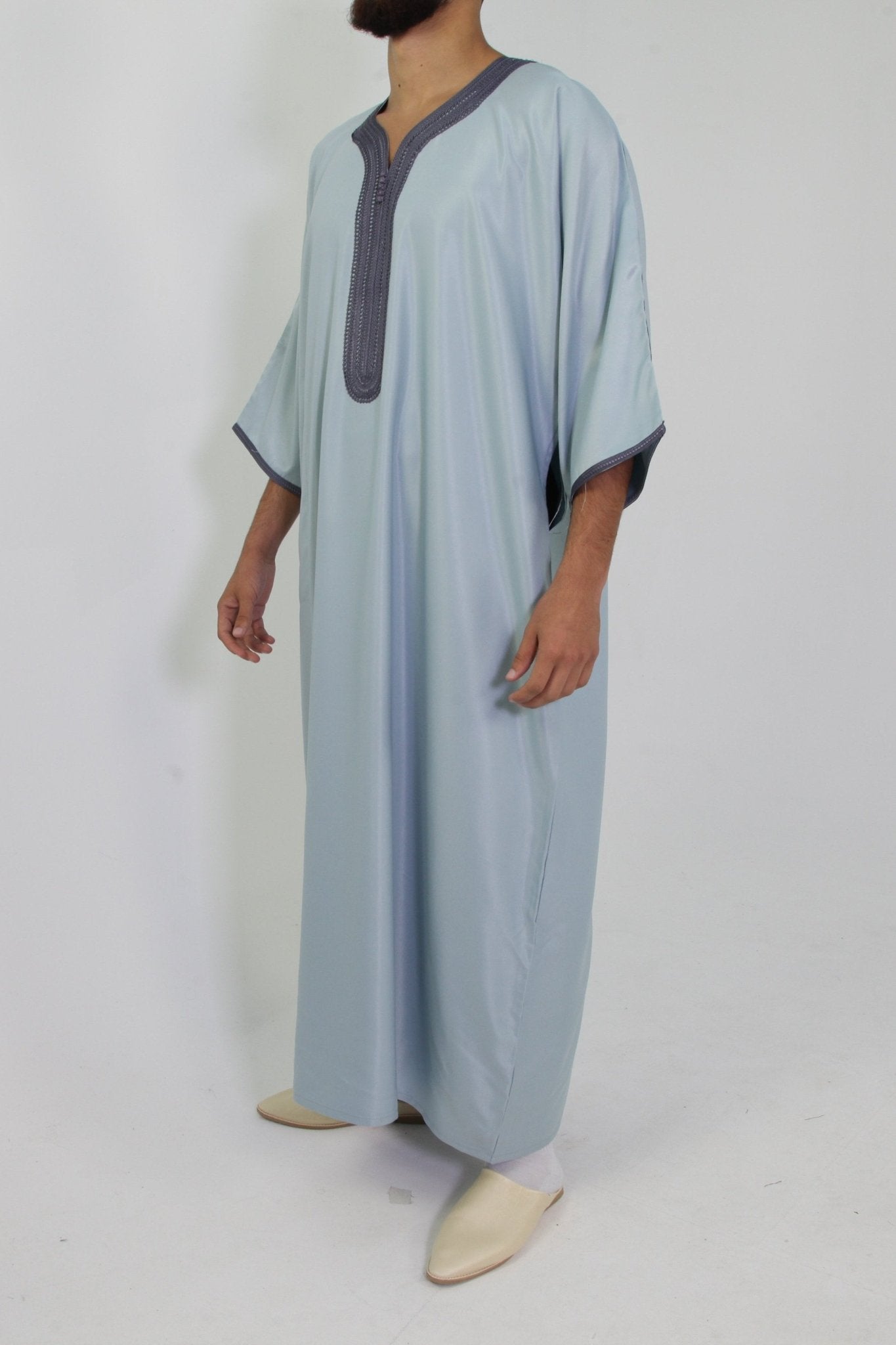 Djellaba Royale - Lichtblauw - TheDjellaba - TheDjellaba - Djellaba - Kaftan - Jalabiya - Thobe - Qamis - Dishdasha - Kurta - Abaya - Robe - Tunic - Burnous