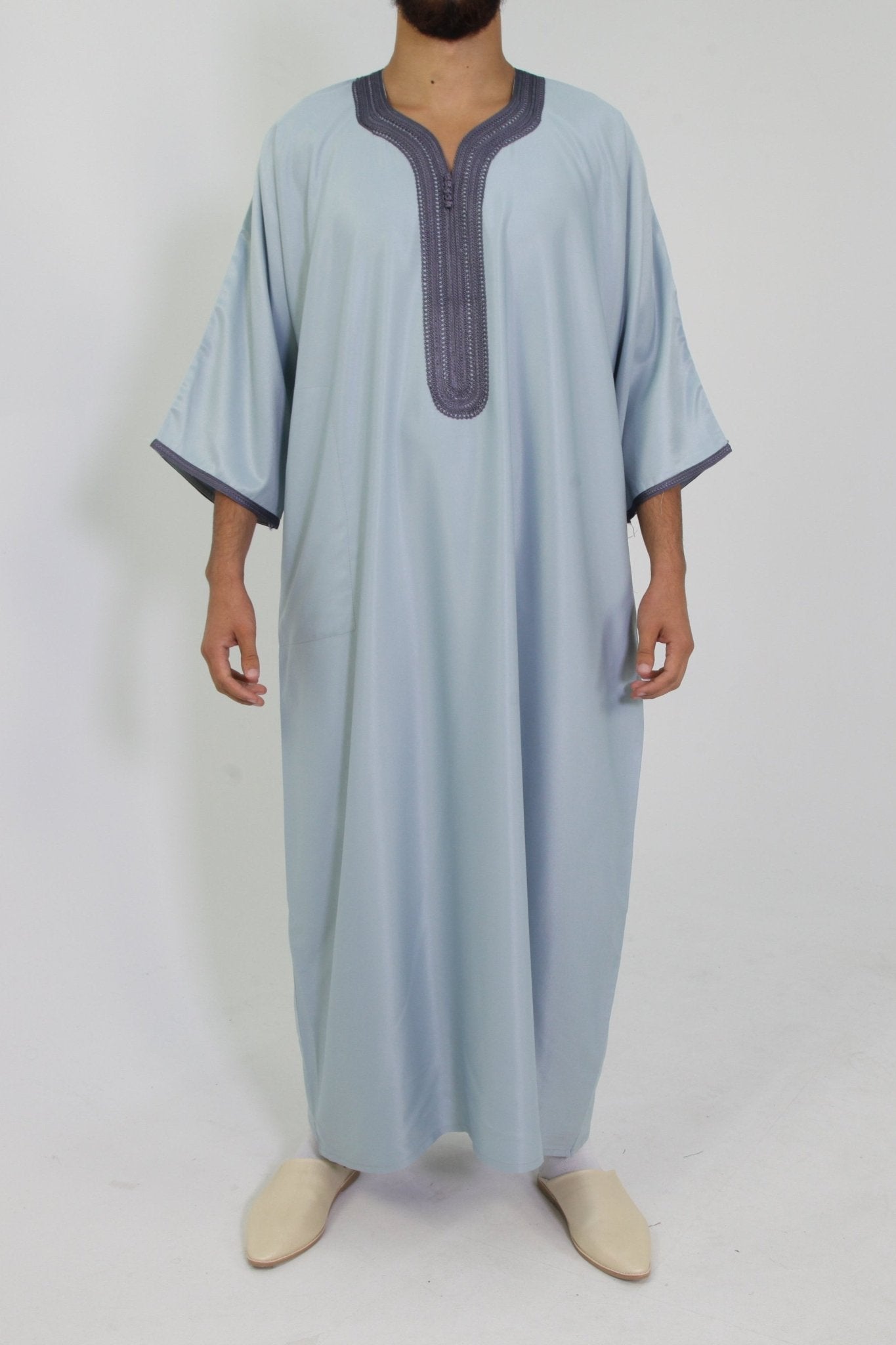 Djellaba Royale - Lichtblauw - TheDjellaba - TheDjellaba - Djellaba - Kaftan - Jalabiya - Thobe - Qamis - Dishdasha - Kurta - Abaya - Robe - Tunic - Burnous