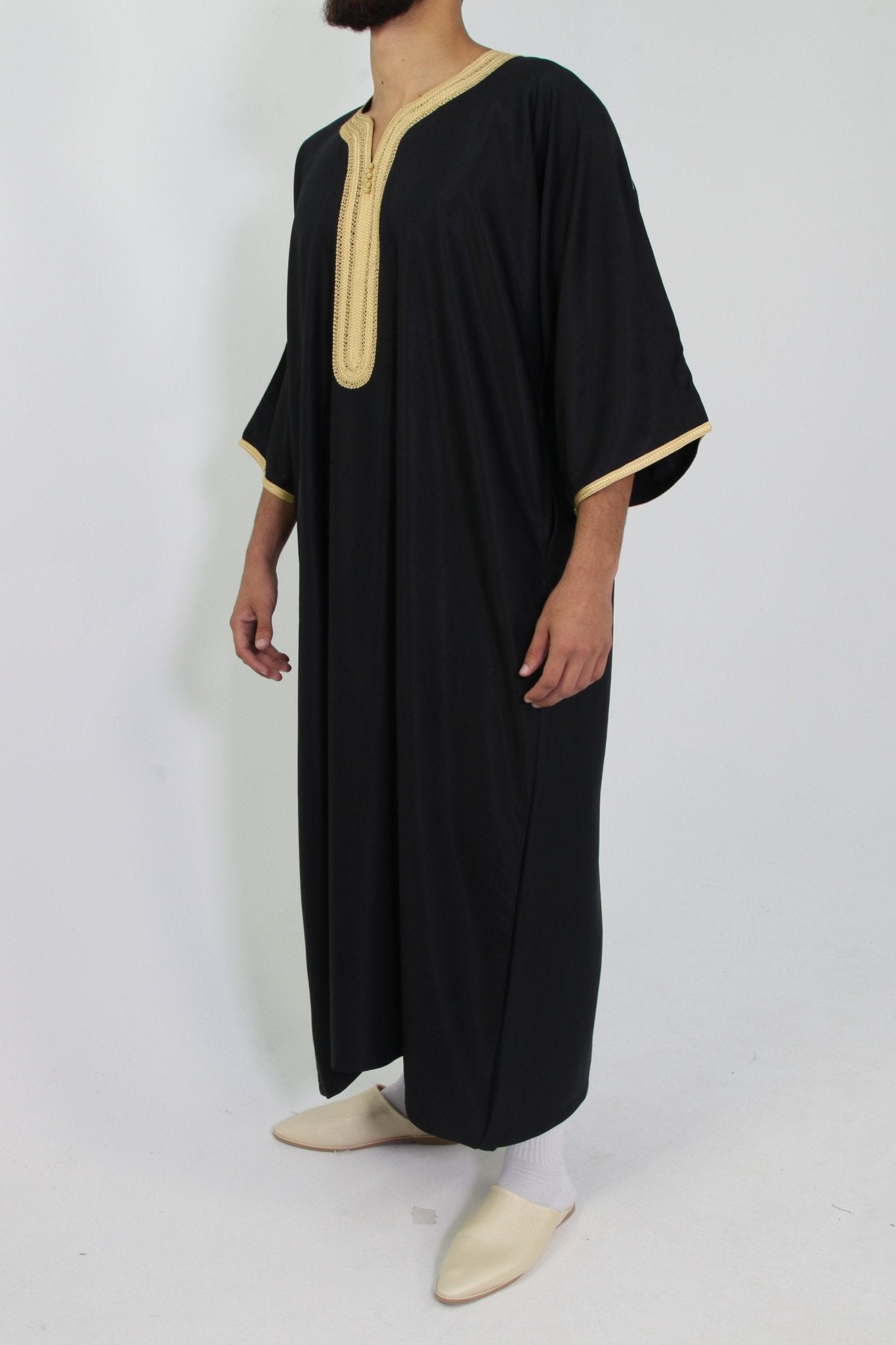 Djellaba Royale - Zwart/Goud - TheDjellaba - TheDjellaba - Djellaba - Kaftan - Jalabiya - Thobe - Qamis - Dishdasha - Kurta - Abaya - Robe - Tunic - Burnous